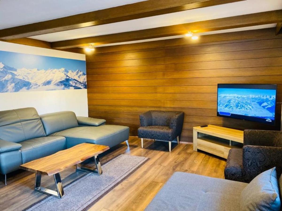 קפרון Holiday House Auer - By Four Seasons Apartments מראה חיצוני תמונה