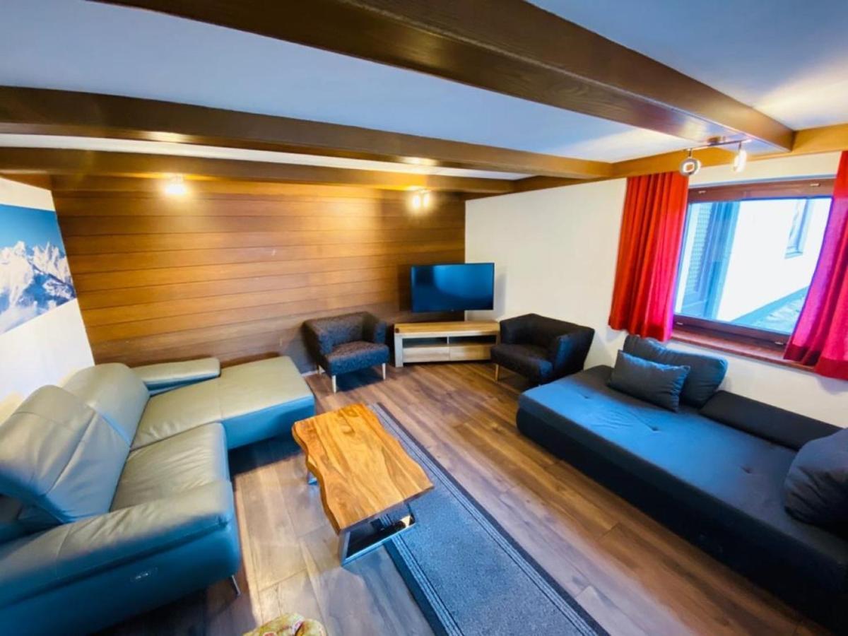 קפרון Holiday House Auer - By Four Seasons Apartments מראה חיצוני תמונה